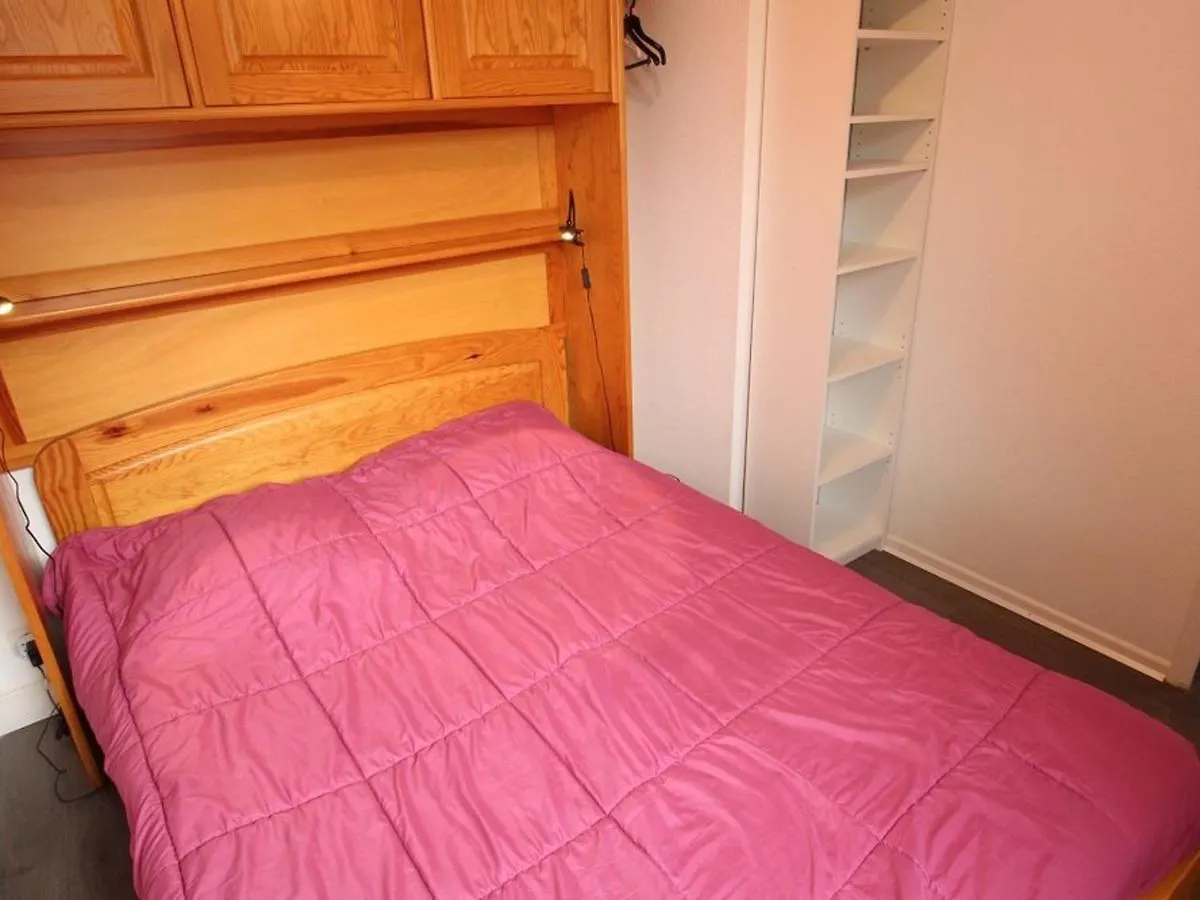 Appartement 2 Pieces Avec Cabine, Parking, Internet - Bagneres-De-Luchon - Fr-1-313-159 Francie