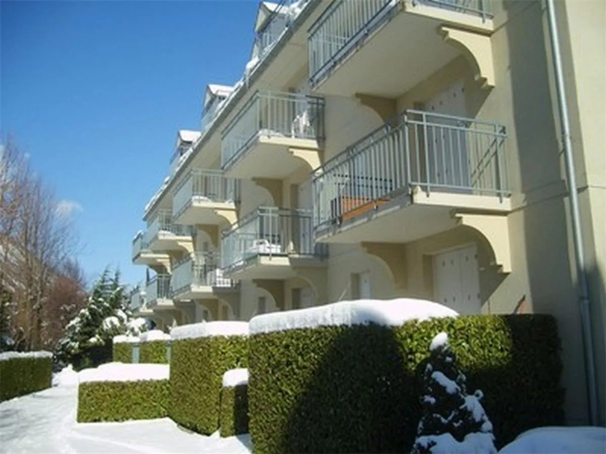 Appartement 2 Pieces Avec Cabine, Parking, Internet - Bagneres-De-Luchon - Fr-1-313-159 0*,  Francie