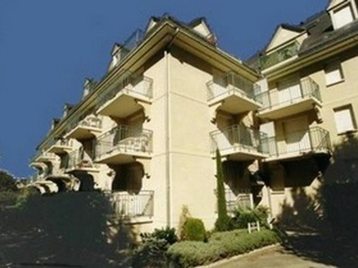 Apartmán Appartement 2 Pieces Avec Cabine, Parking, Internet - Bagneres-De-Luchon - Fr-1-313-159